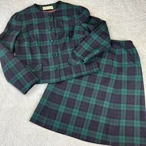 Pendleton Vintage Virgin Wool women’s Green & Black plaid skirt & Blazer set